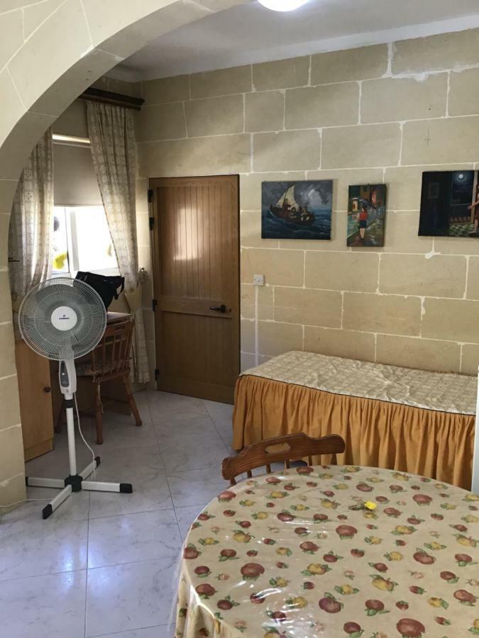 Marsalforn Studio Apartment Luaran gambar